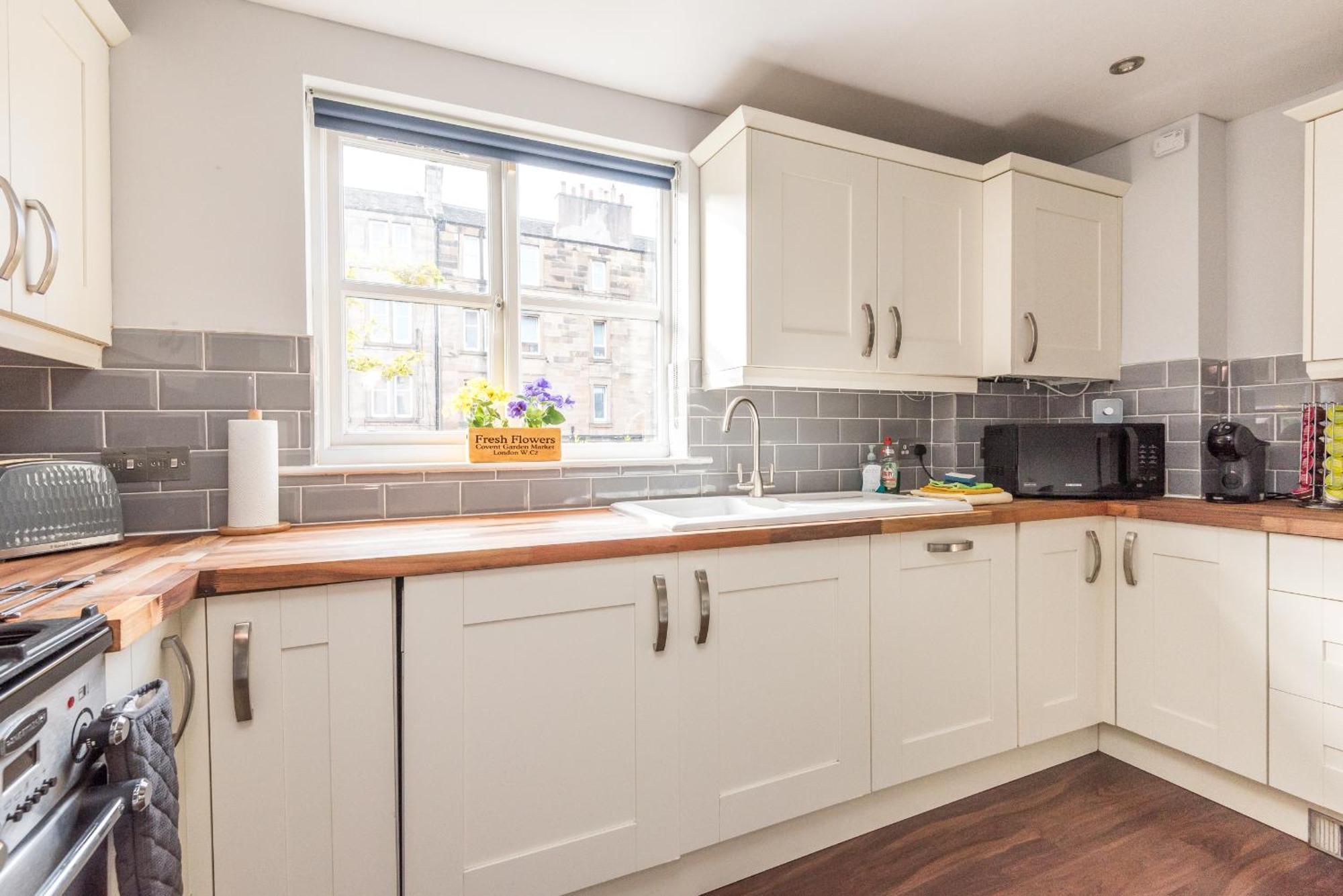 Roseburn Apartment, Edinburgh - 2 Bedrooms, Free Parking Exteriör bild