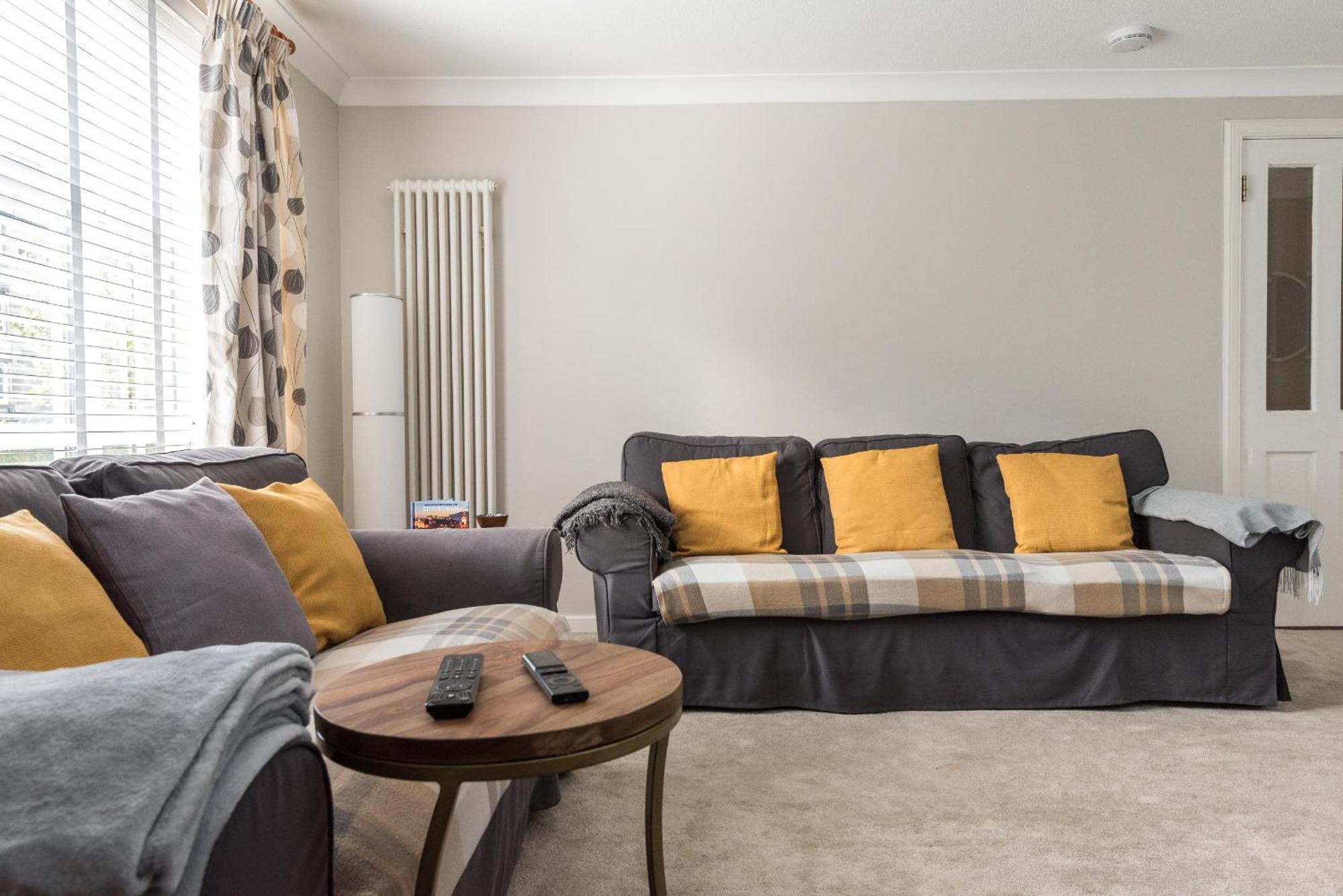 Roseburn Apartment, Edinburgh - 2 Bedrooms, Free Parking Exteriör bild