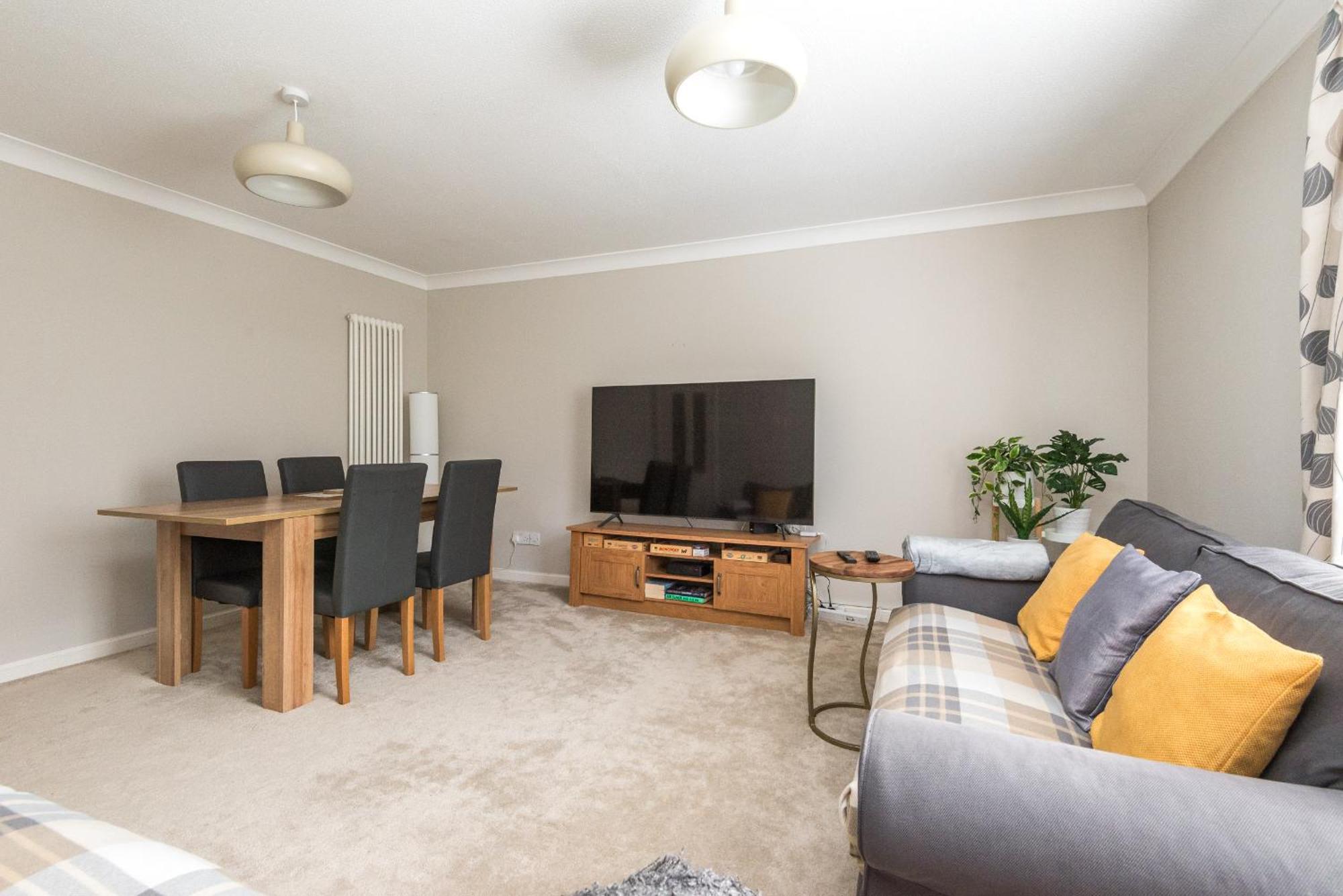 Roseburn Apartment, Edinburgh - 2 Bedrooms, Free Parking Exteriör bild